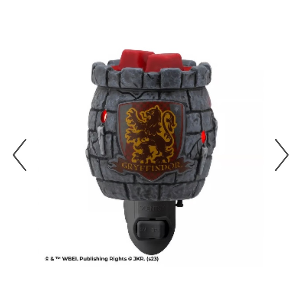 New Scentsy Nightlight Harry Potter Gryffindor House